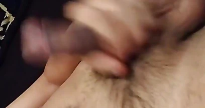Este Chico Sexy Se Desnuda Completo