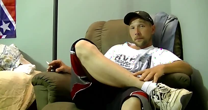 Handsome American amateur Billy Bob masturbates and jizzes