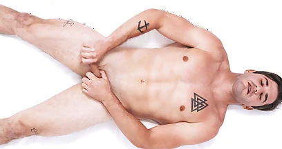Stunning Nathan Bronson jacks off big time
