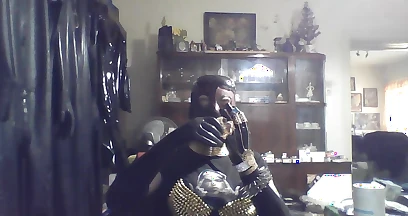 Latex Smoking 4